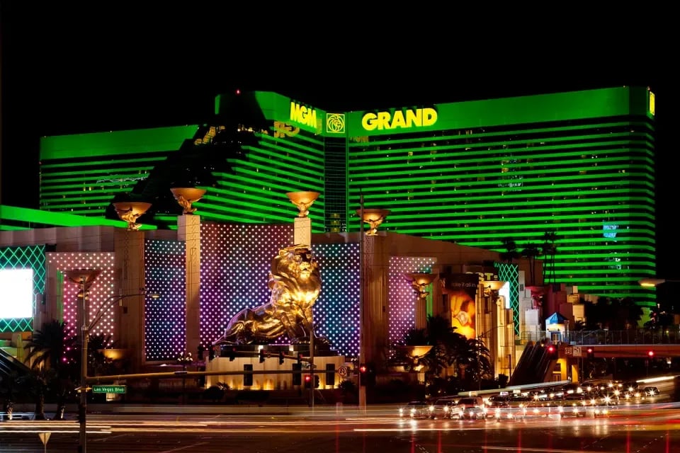 4 MGM Restaurants For Date Night