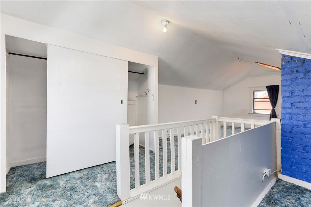 2409 Baker Ave