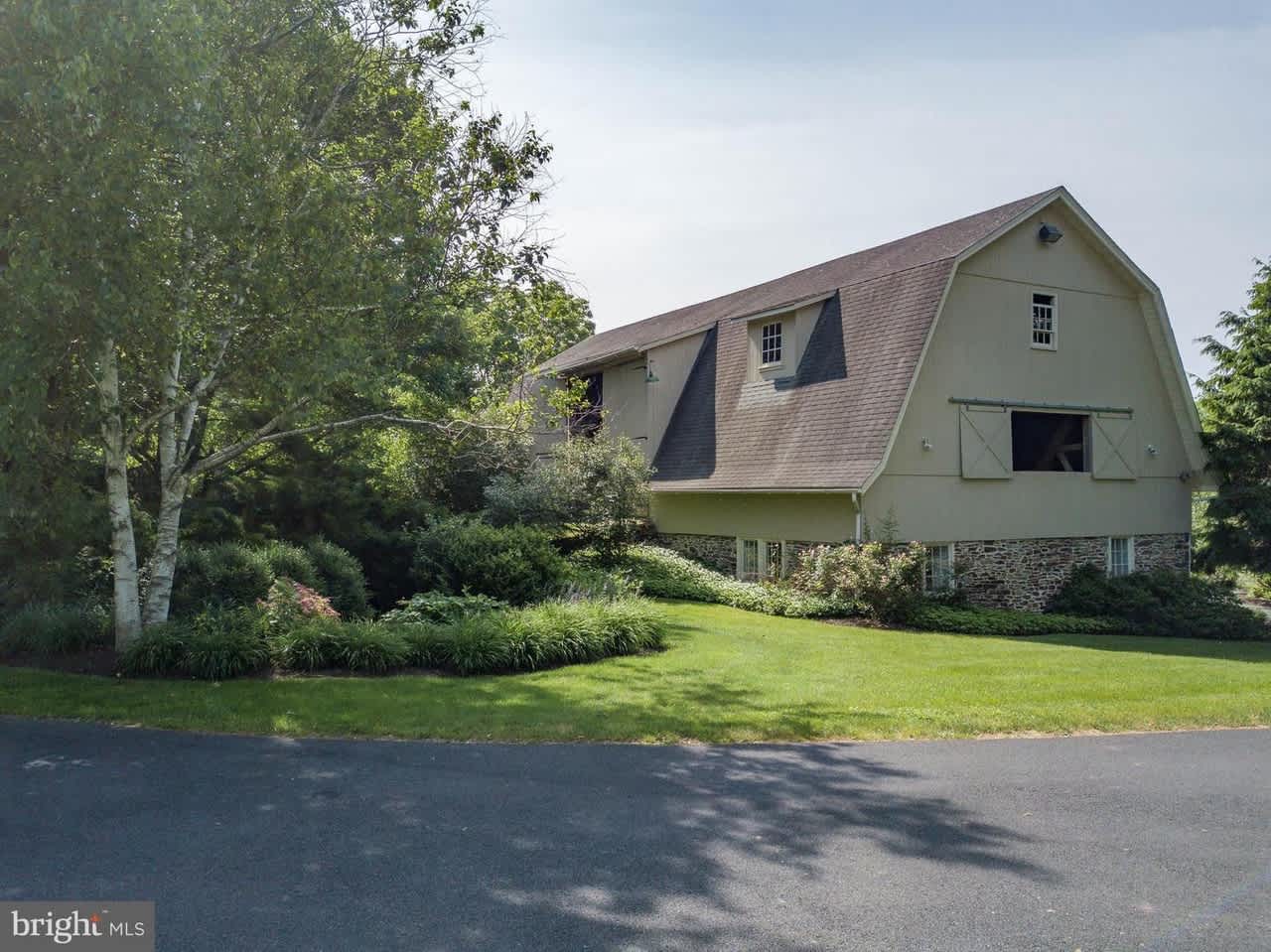 2146 California Road 