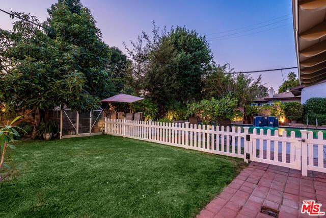 15831 Acre St, North Hills, CA 91343