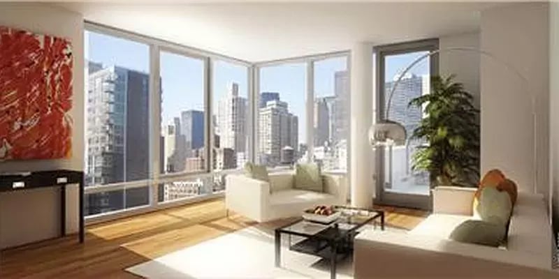 303 East 33rd Street Unit: 3P