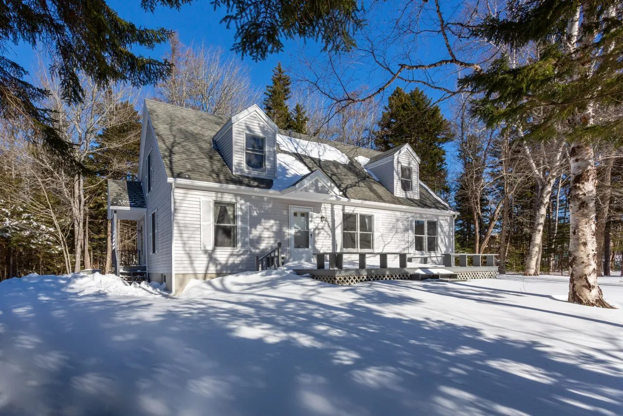 Home for Sale – 22 Tennis Club Road, Mount Desert, Maine – $870,000