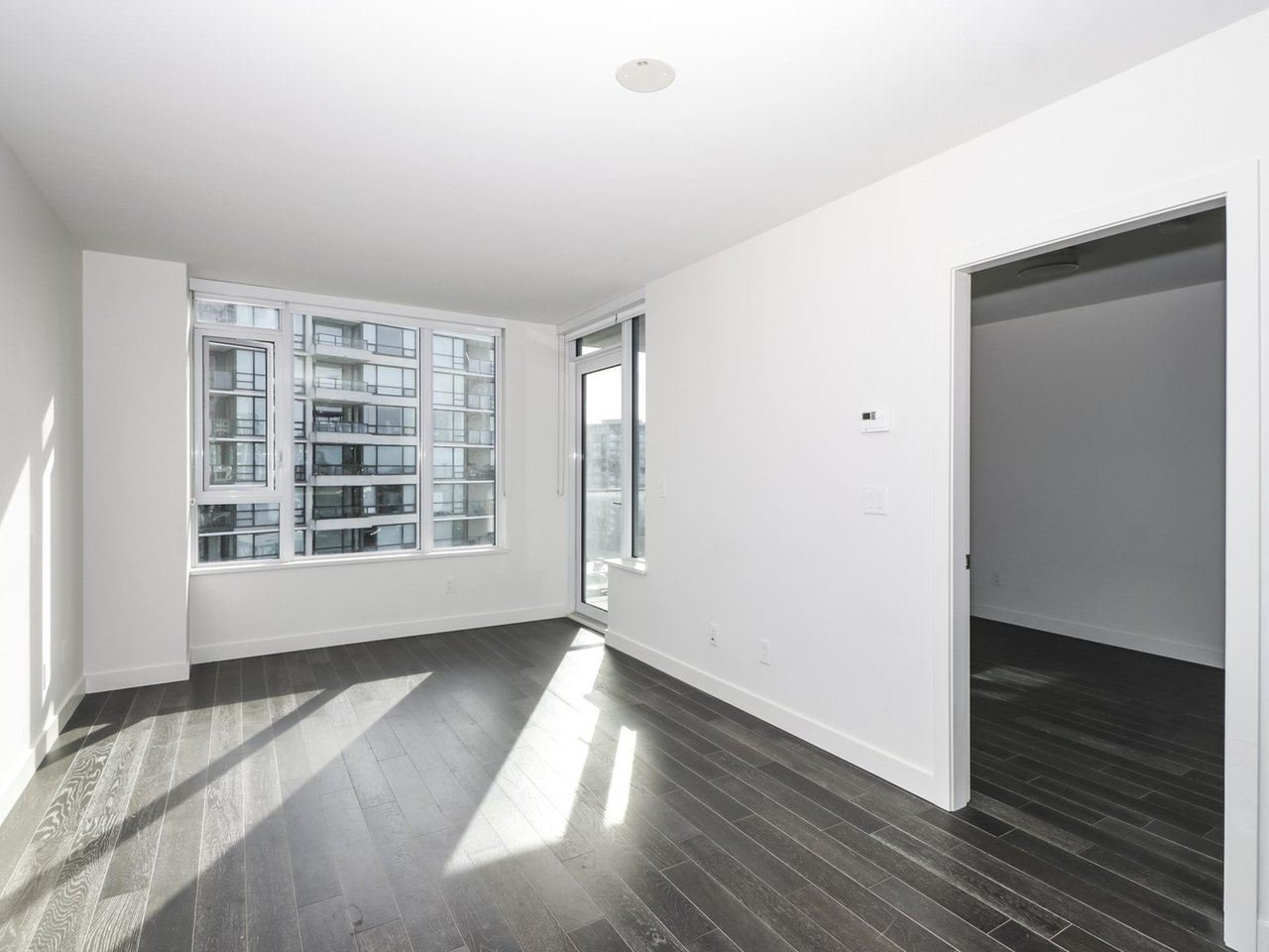 1111-7488 Lansdowne Rd
