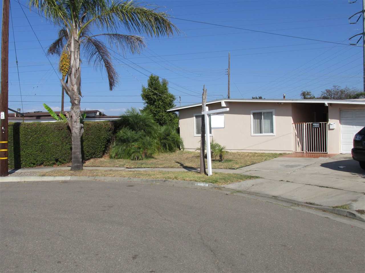4895 Barstow St