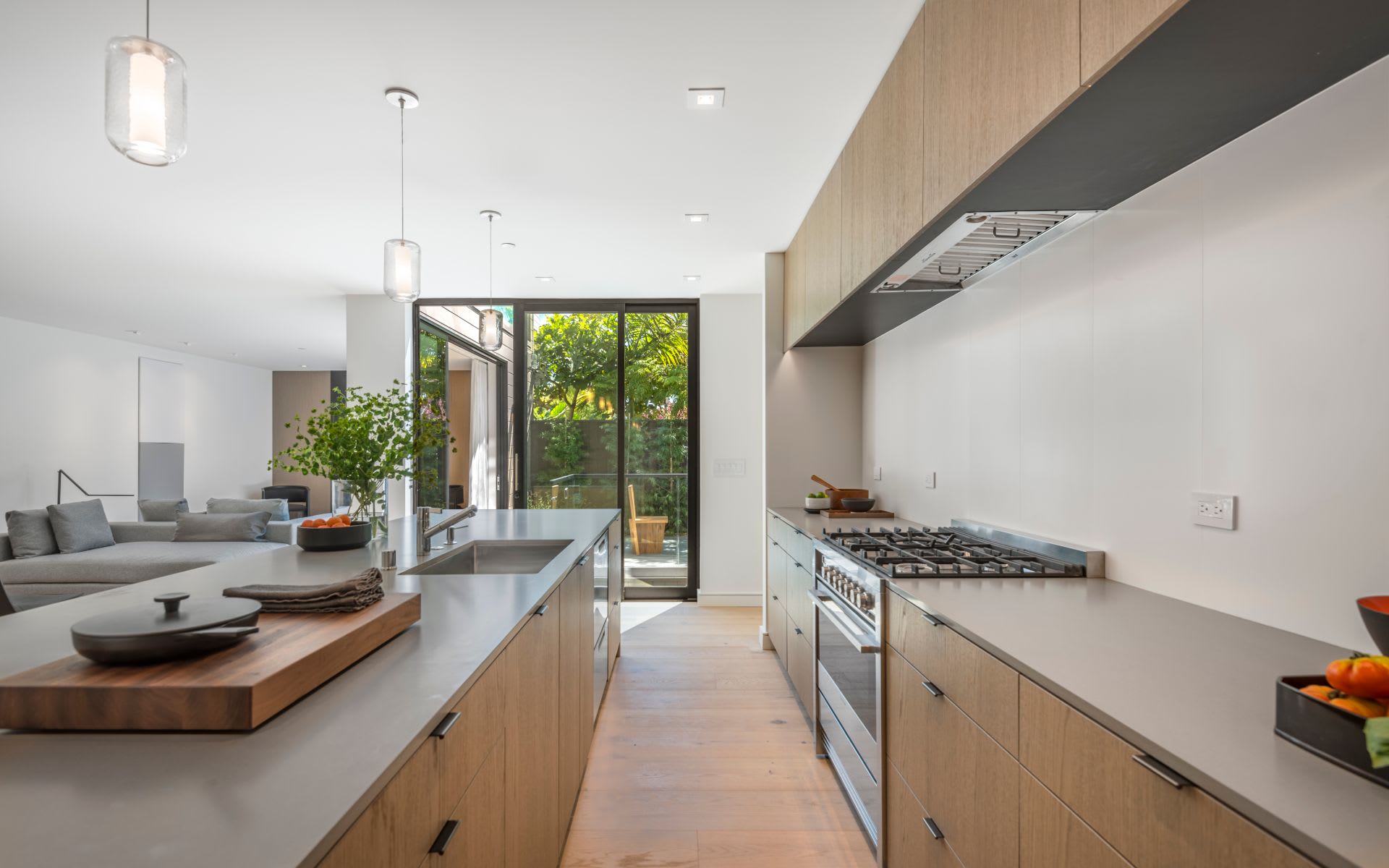 19 Rosemont Pl