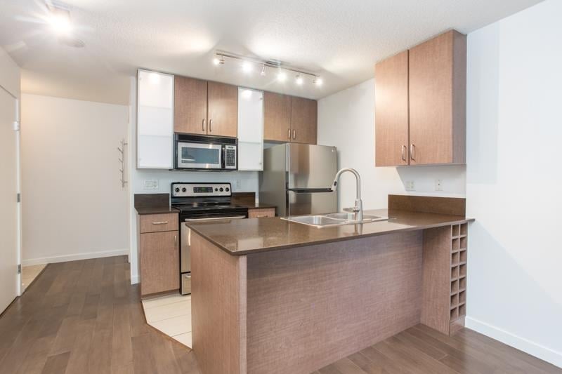 401-909 Mainland Street, Vancouver