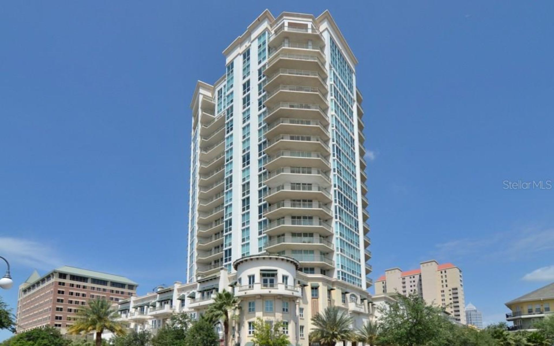 450 KNIGHTS RUN AVE UNIT 1608
