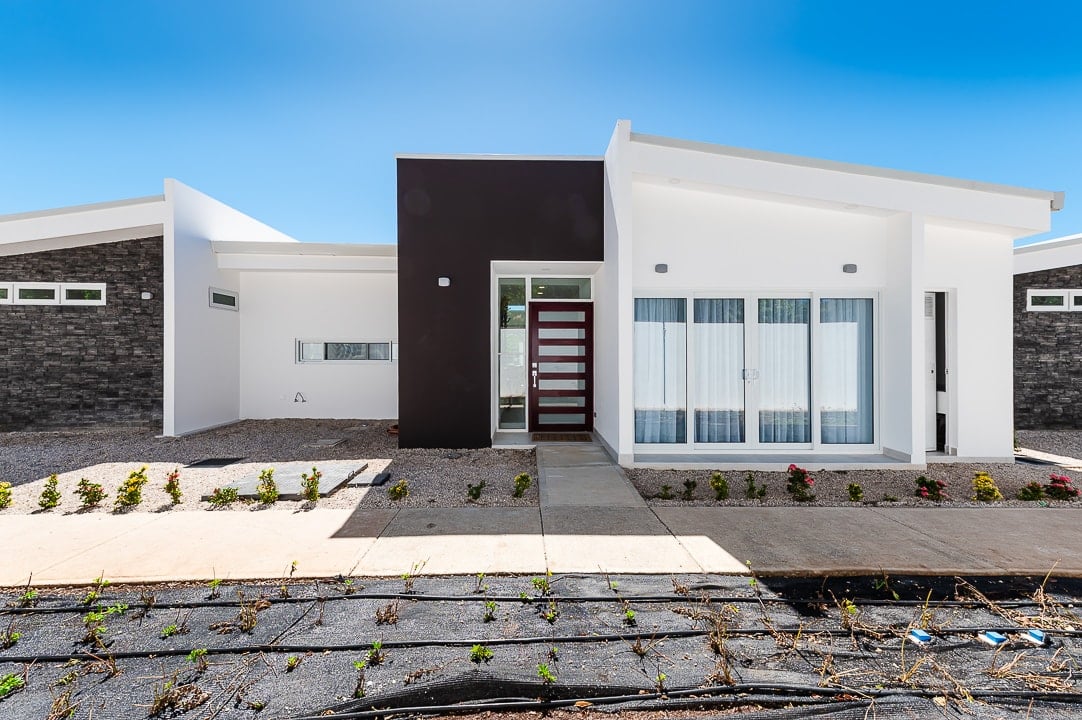 The Enclave | Ultra-Modern 3 Bedroom Villa Located Minutes From the Beach!