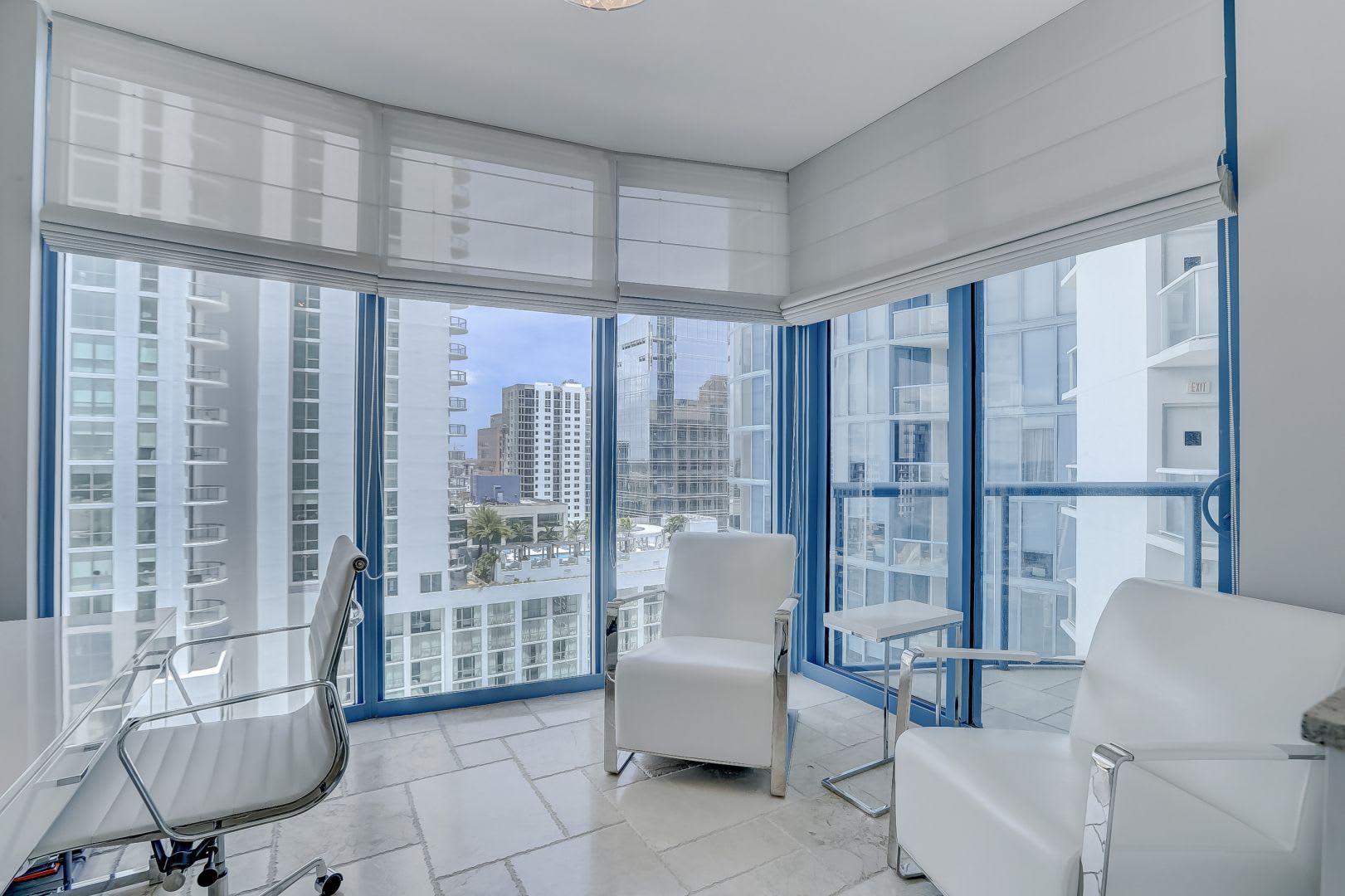 LAS OLAS RIVER HOUSE 2203