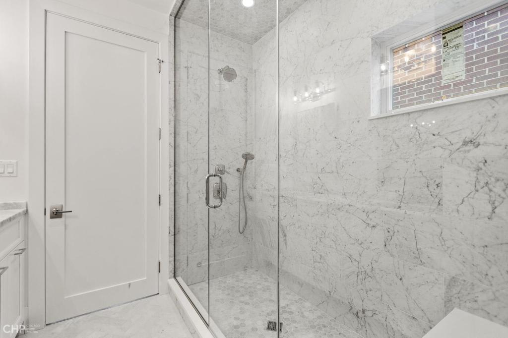Wicker Park New Construction: 1909 W. Schiller #2E