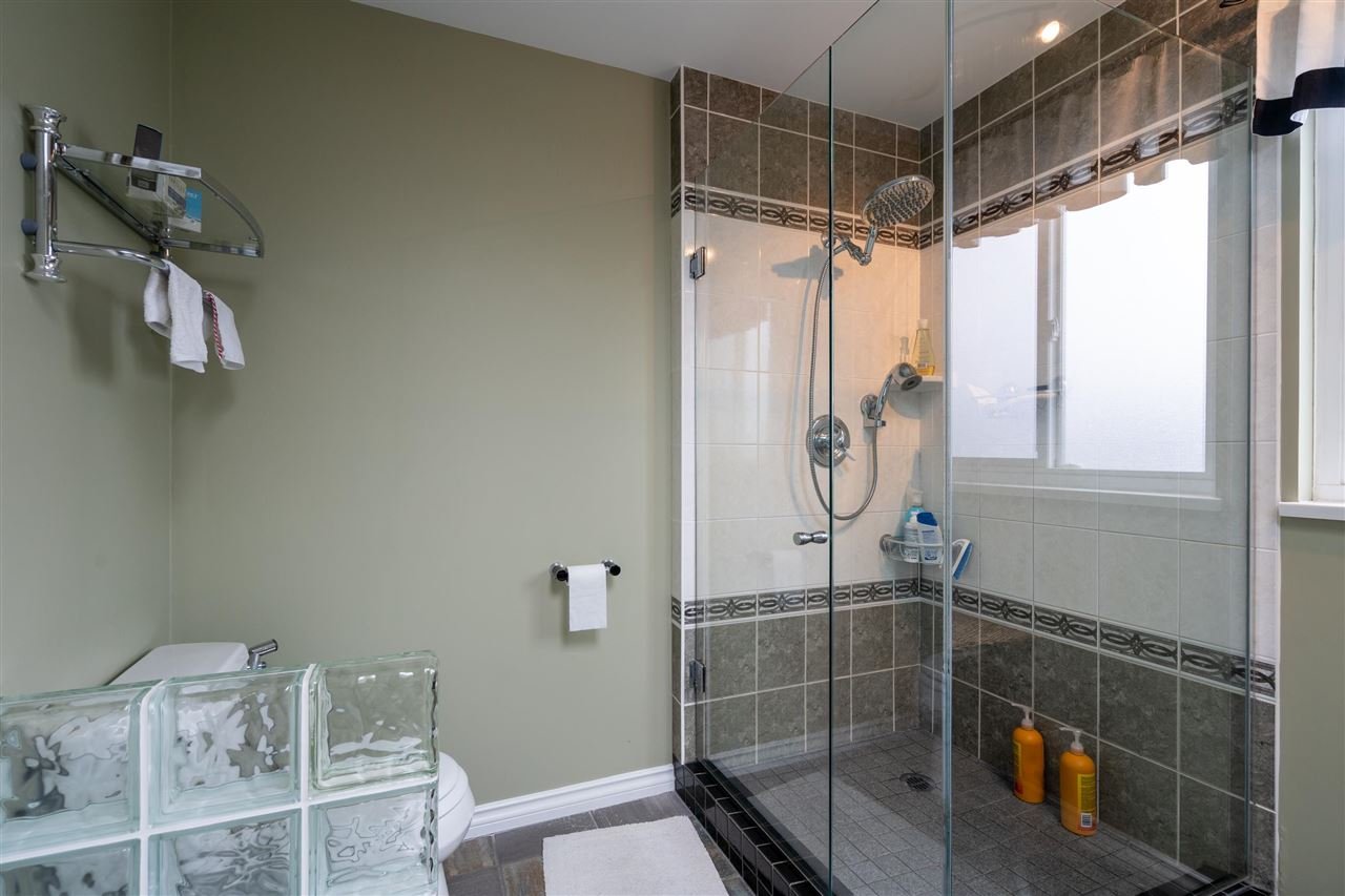 1407 Vistaview Ct