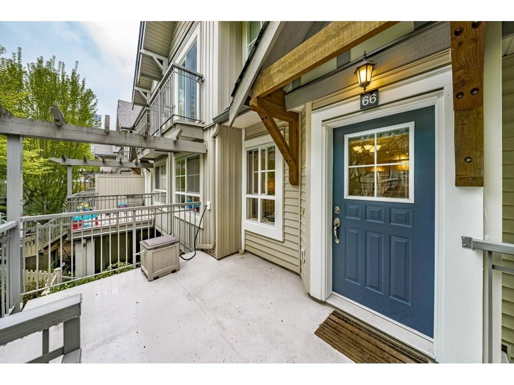 66-7088 17th Ave