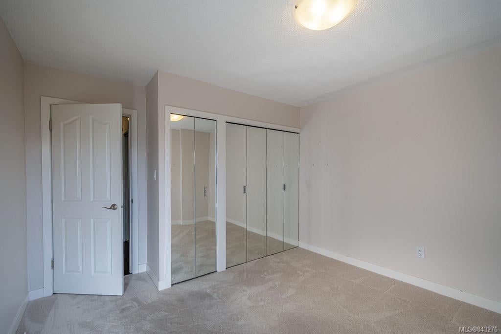405-2125 Oak Bay Ave