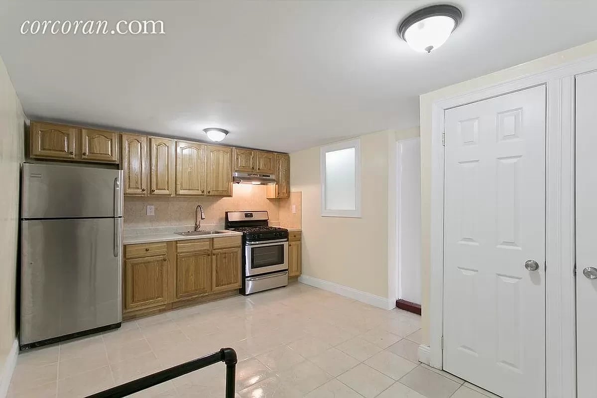 392 Lefferts Avenue Unit: TOWNHOUSE