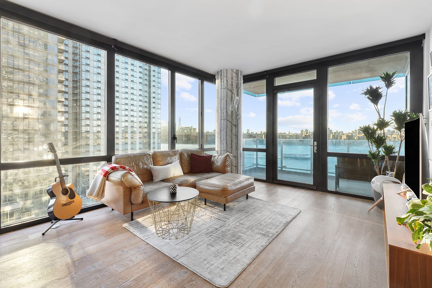 22 N 6th St, #12C