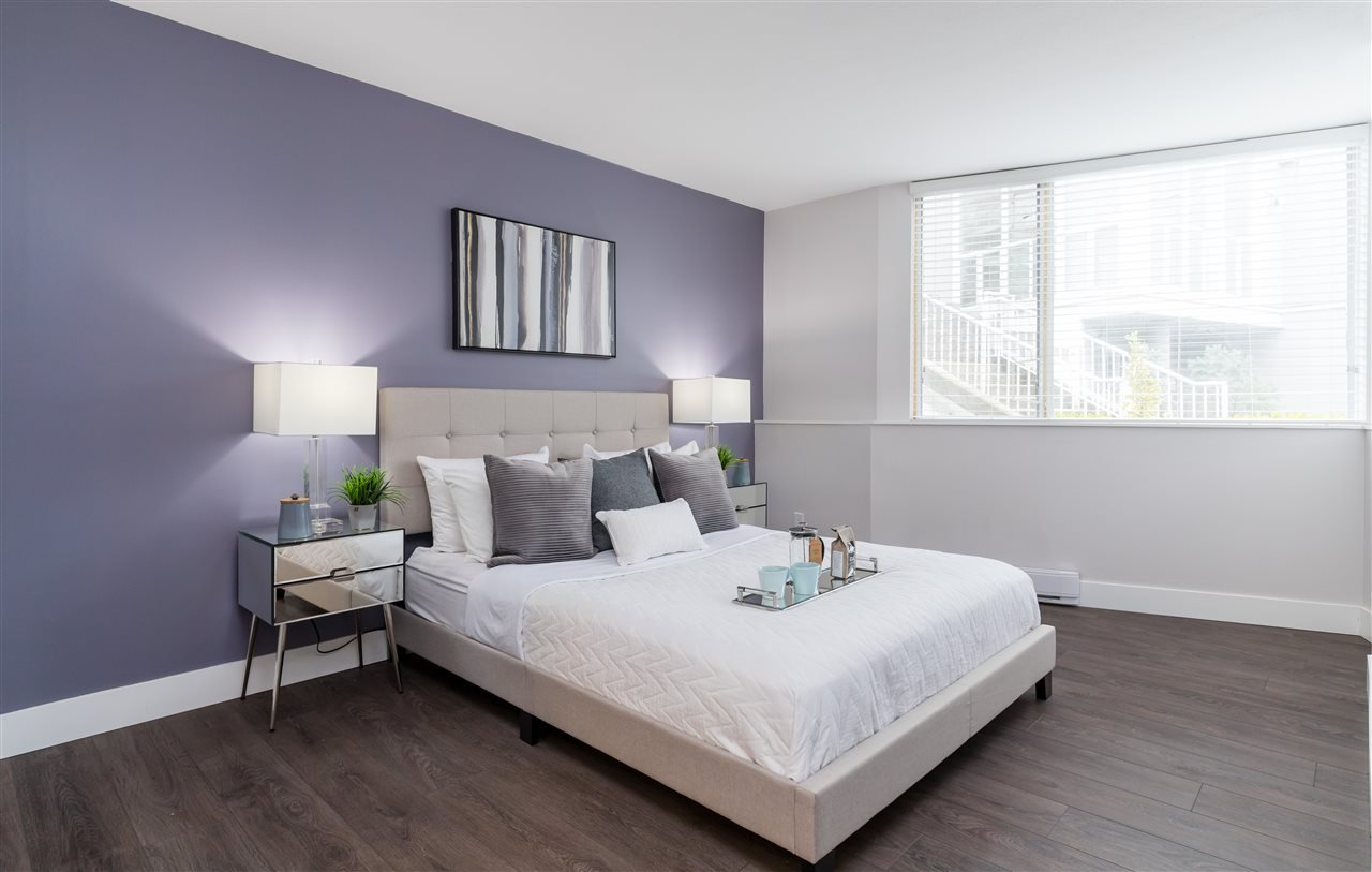 112-8460 Jellicoe St