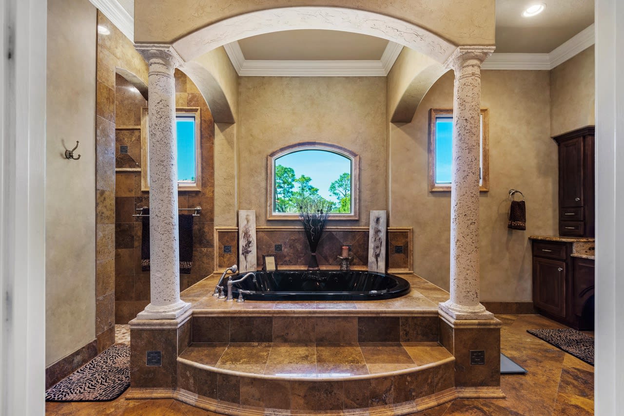 5236 Finisterre Drive