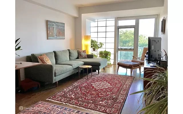 21-24 30th Avenue Unit: 4E