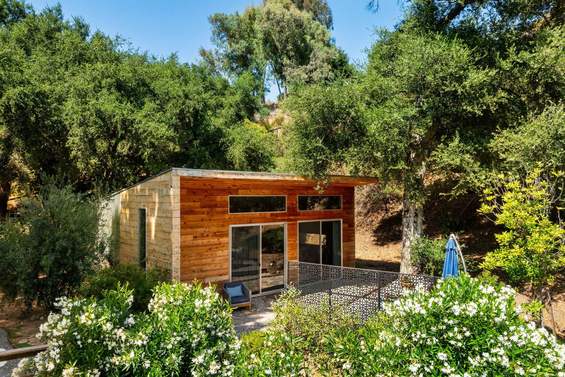 1518 Valley Dr, Topanga