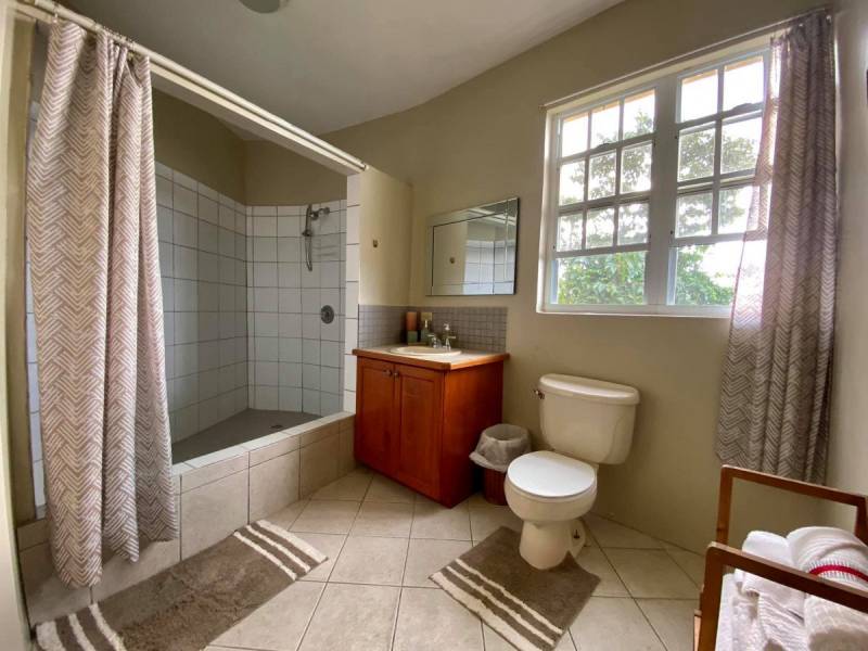 218 Brewer's Bay 2 Bedroom Apartment