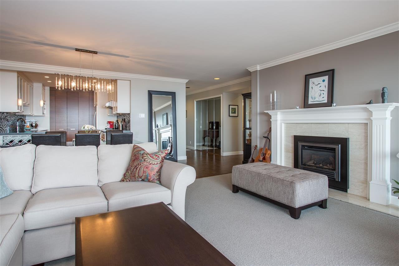 22-2246 Folkestone Wy