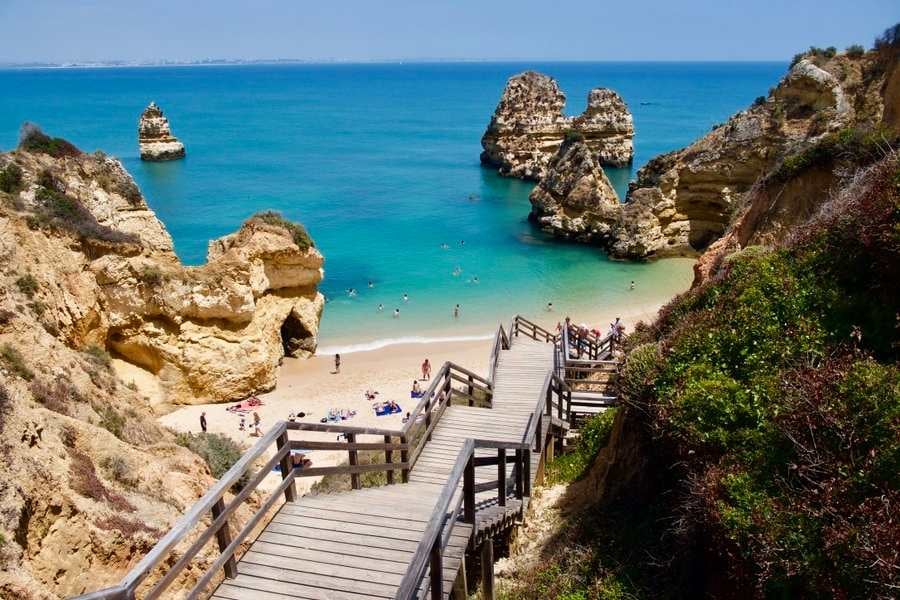 Beachfront Hotel with Golf Course & Spa in Algarve