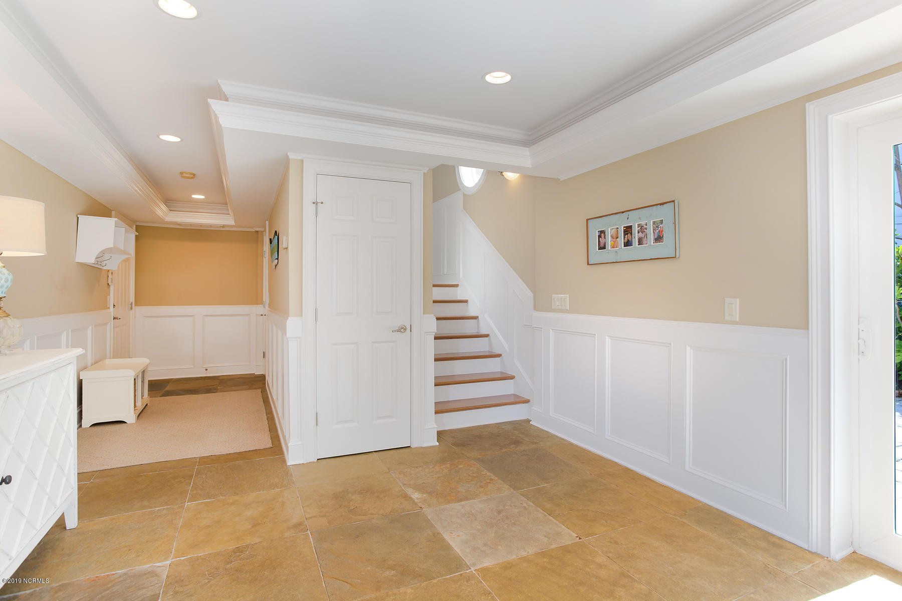 103 Island Dr