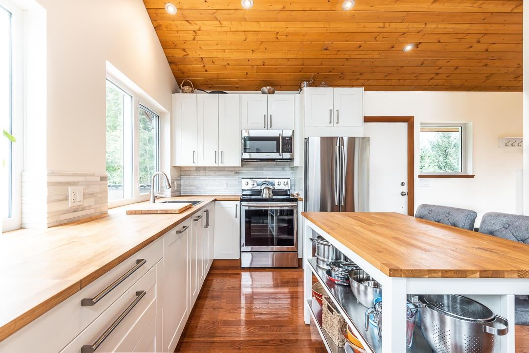 40249 Government Rd