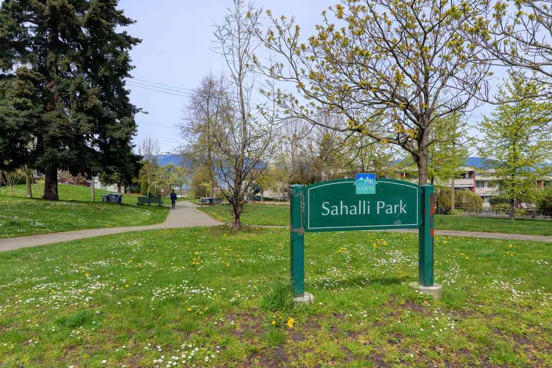 204-570 E 8th Ave