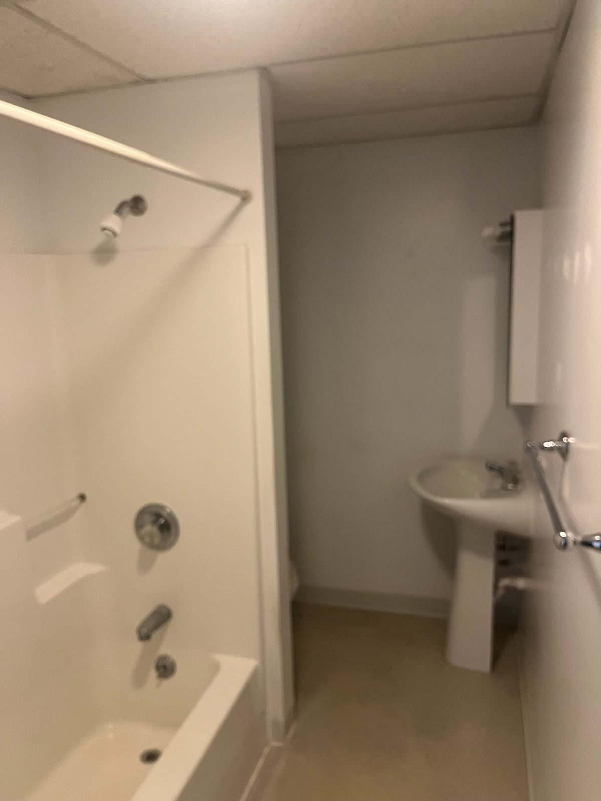 Lingle Street Apartment