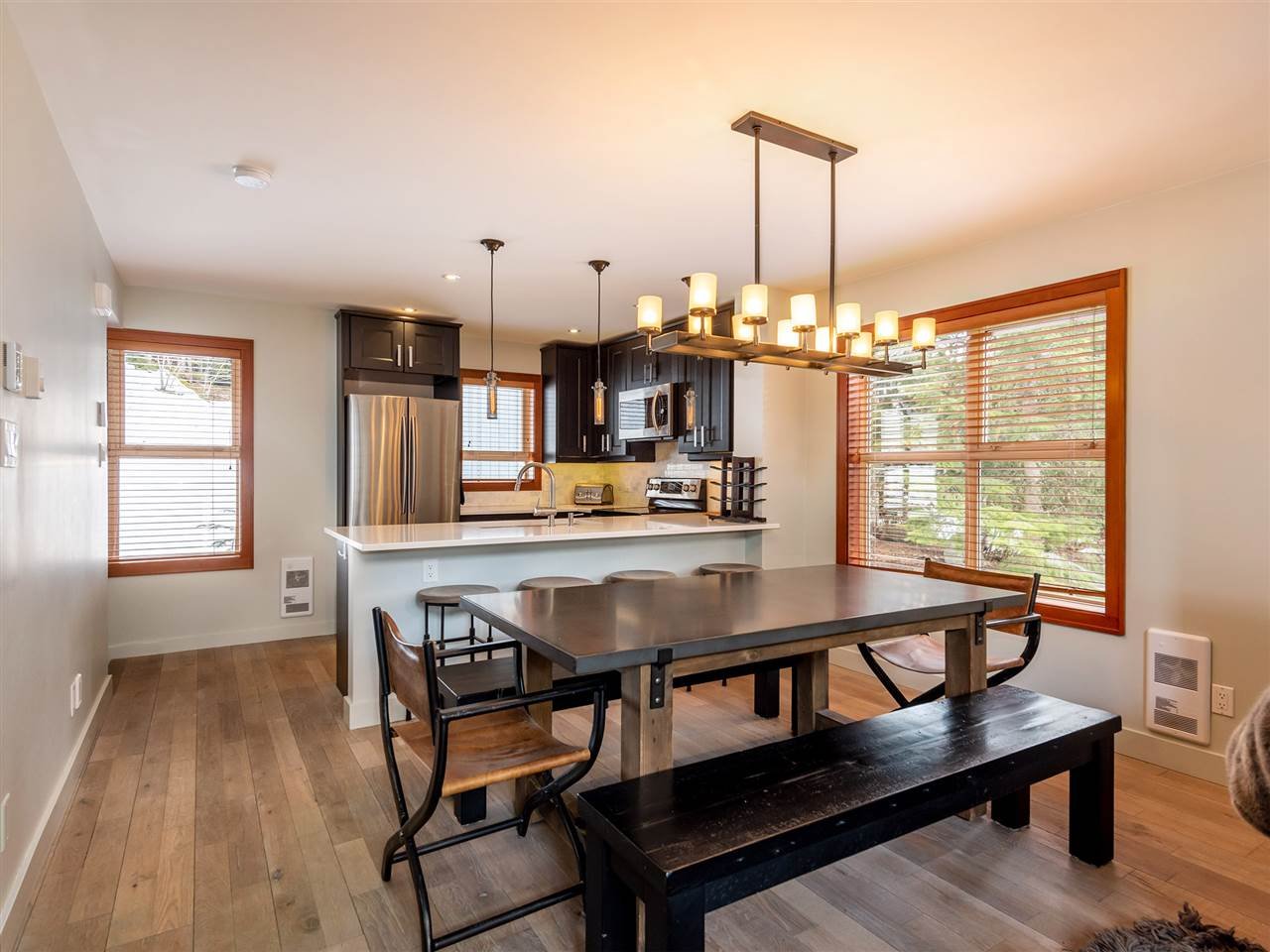 4-4661 Blackcomb Wy