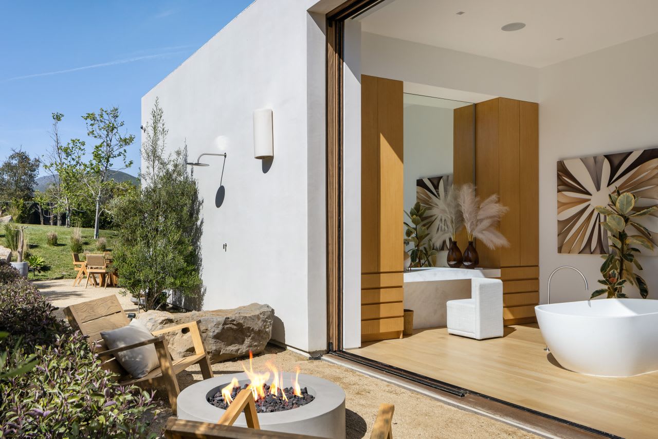 Point Dume Architectural Masterpiece