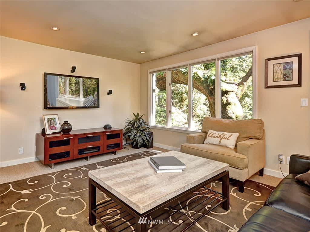18420 24th Pl NE