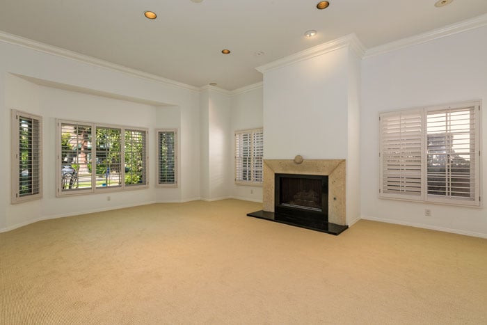 Tasteful Santa Monica Gem