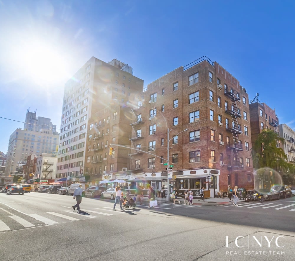 166 W 22nd St, #5D