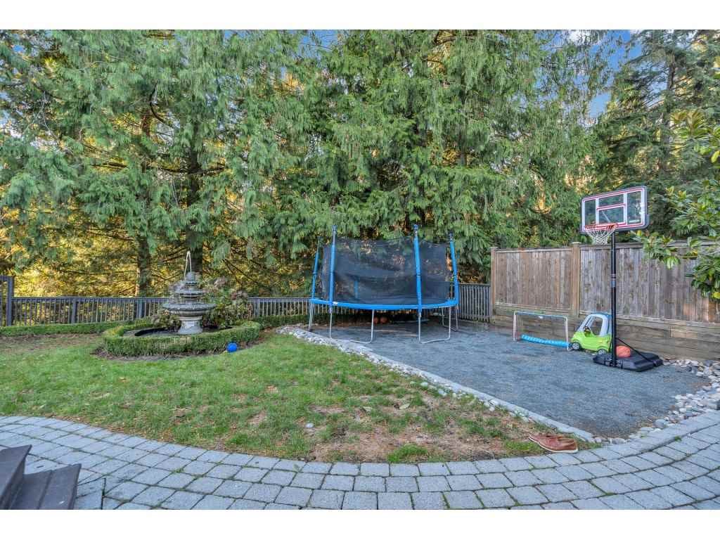 5099 Bridlewood Dr