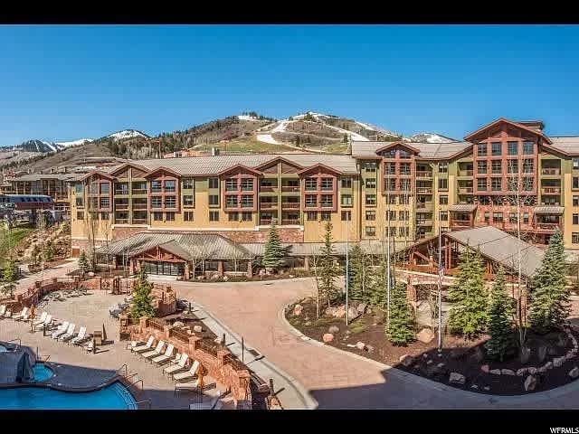 3855 Grand Summit Dr #210