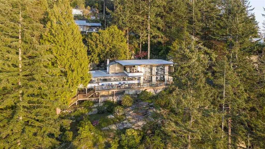 6245 Taylor Dr