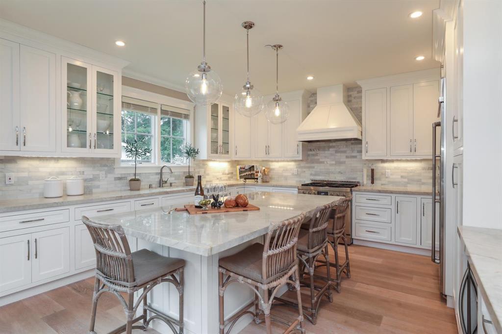 1357 Woodland Ave