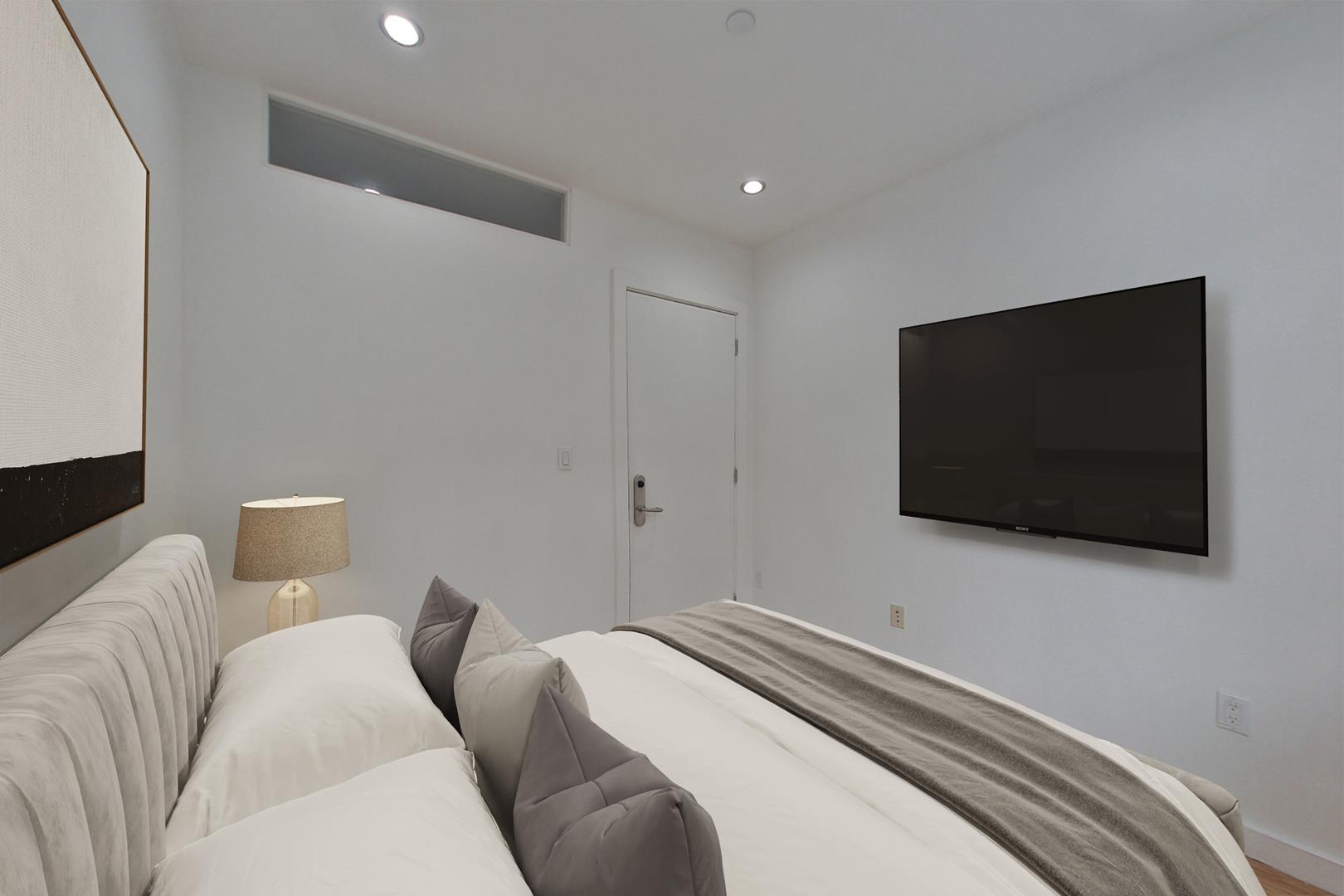 324 Grand Street, Apt 3-B