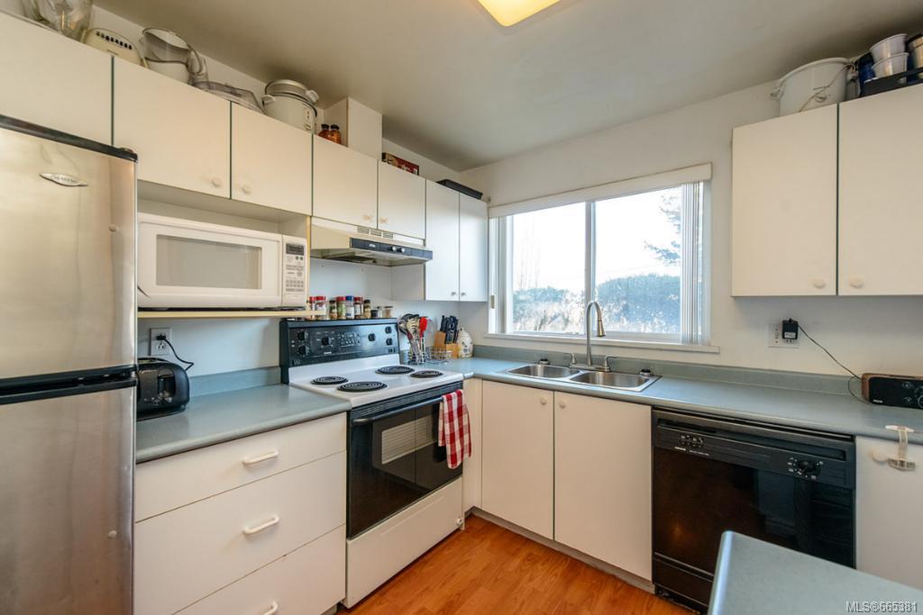 108-649 Bay St