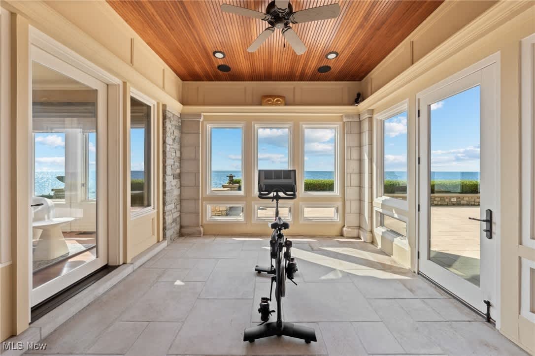 14 Colony Ln