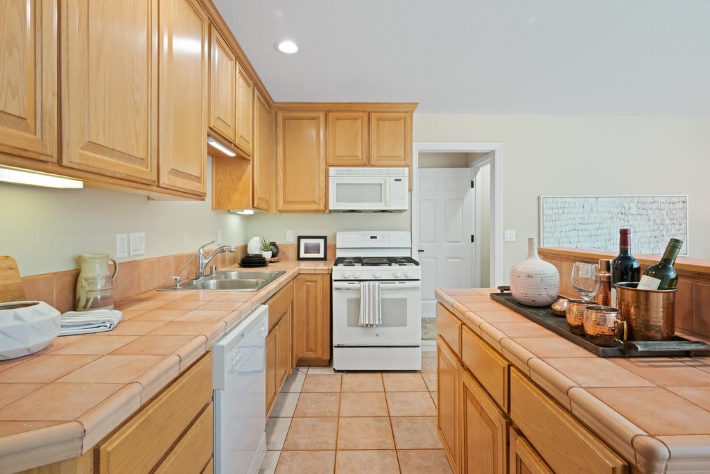 463 4th Street