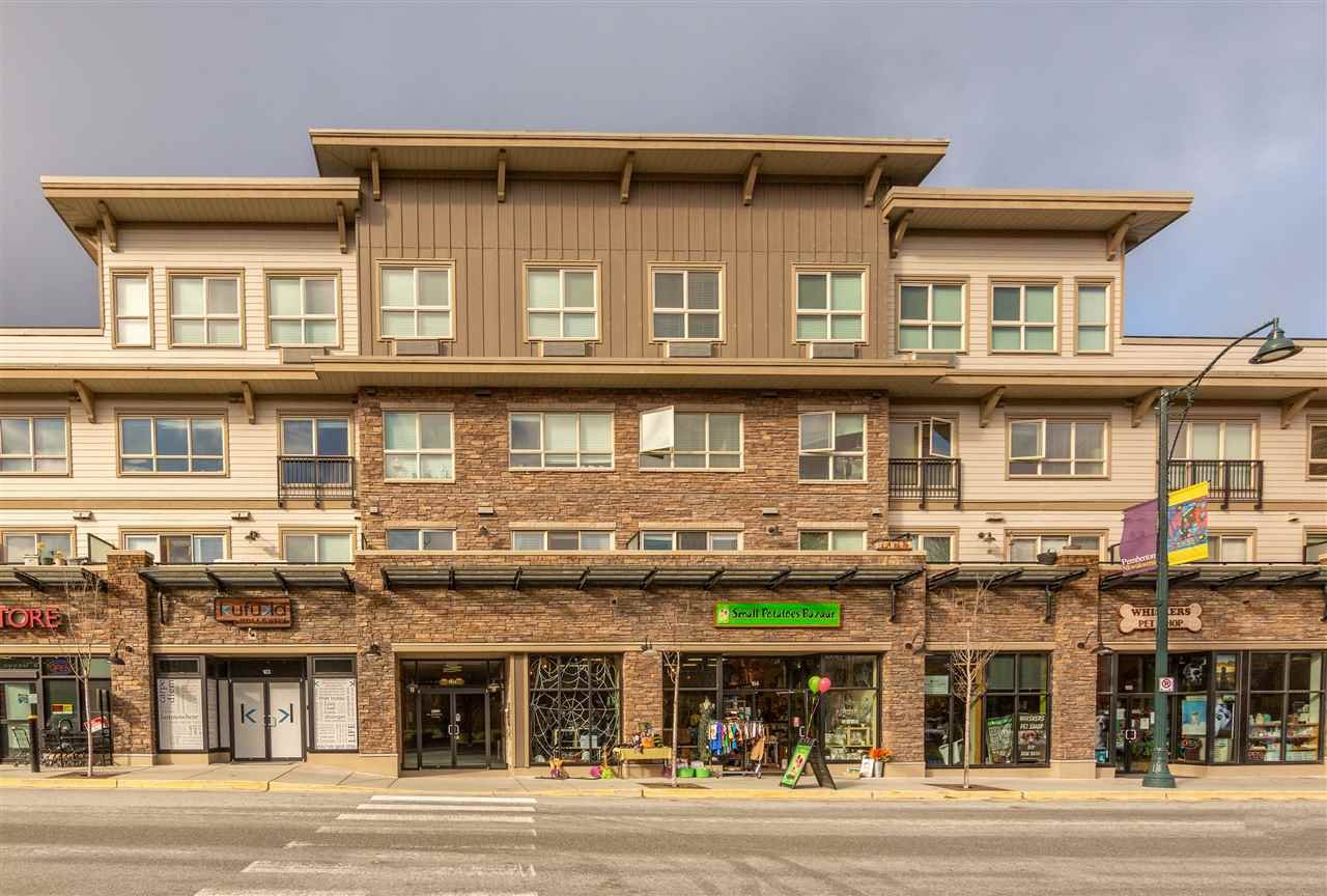 306-7445 Frontier St