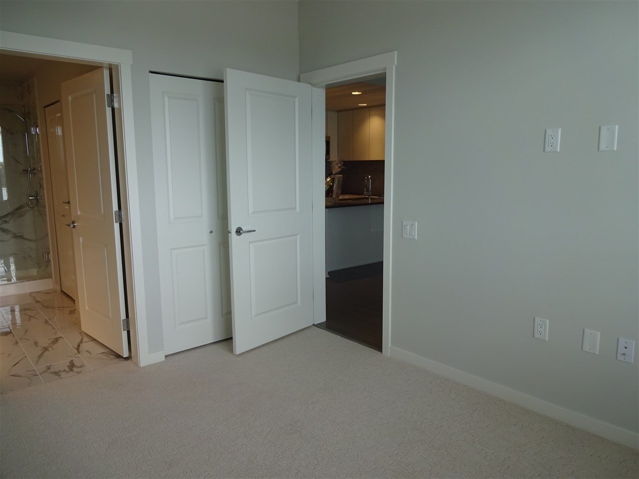 604-3289 Riverwalk Ave