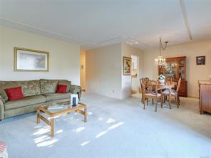 404-1157 Fairfield Rd