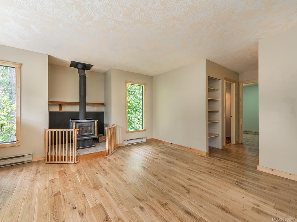 546 Caleb Pike Rd