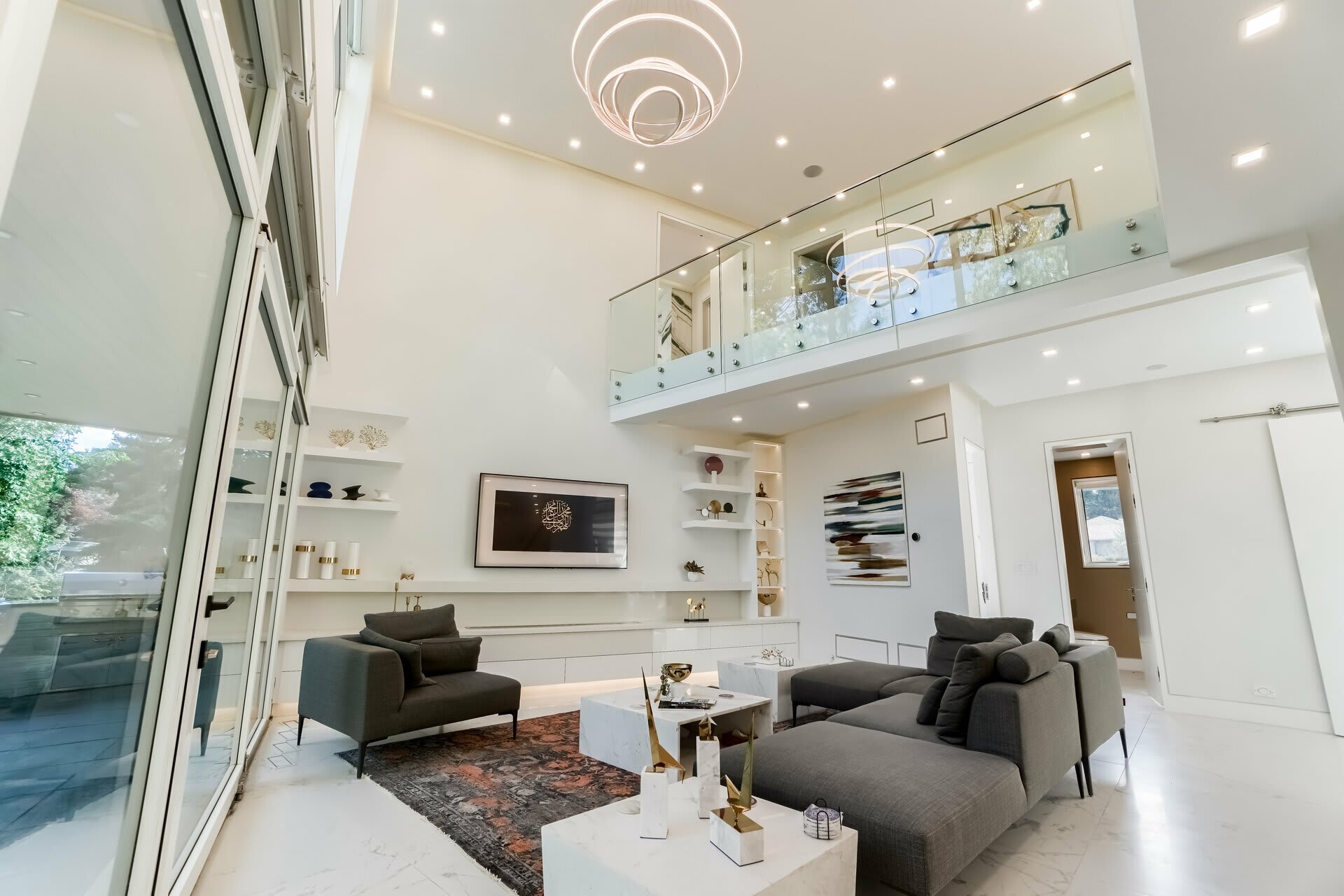 560 Shenandoah Dr