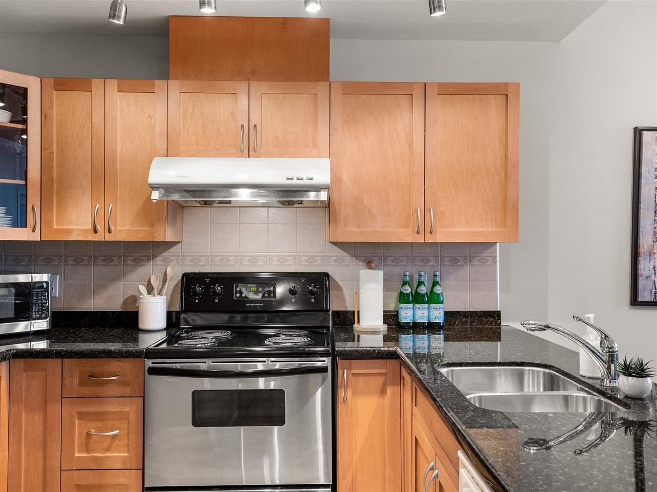 105-4573 Chateau Blvd
