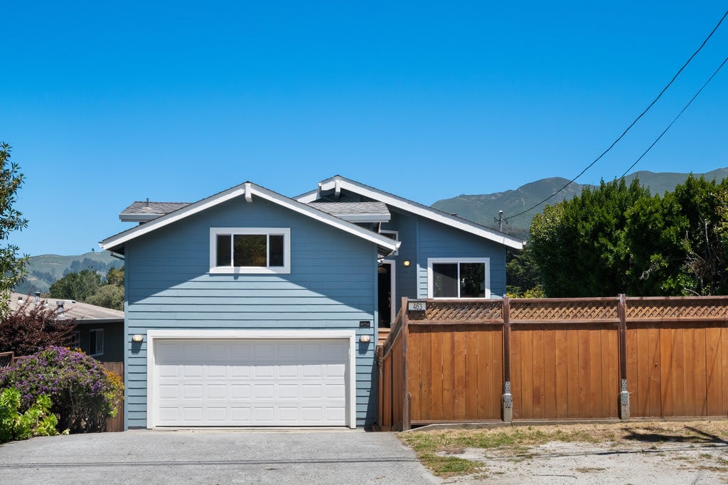 463 4th Street